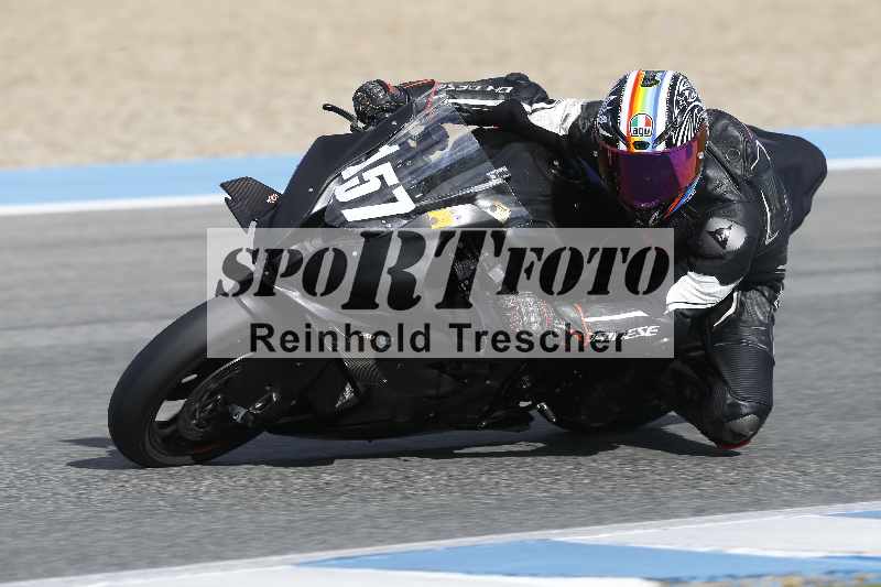 /01 24.-27.01.2025 Moto Center Thun Jerez/schwarz-black/157